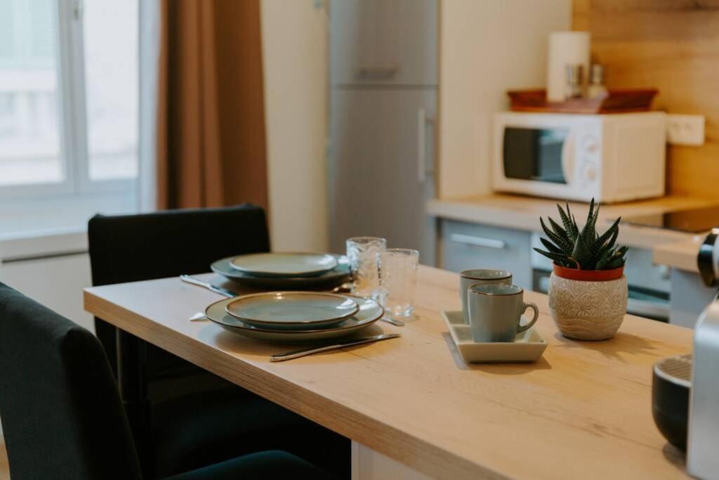 Les Berges Du Roubion Studio Cosy Et Moderne Montélimar Exteriér fotografie